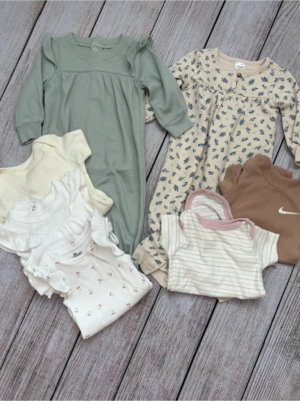 Baby Girl 6m Clothing Bundle 7 items